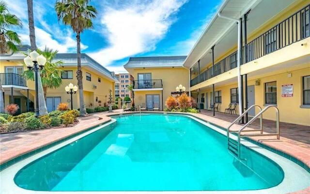 Royal Orleans 103 - Studio Condo