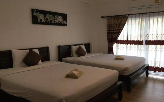 Resort At Lampang