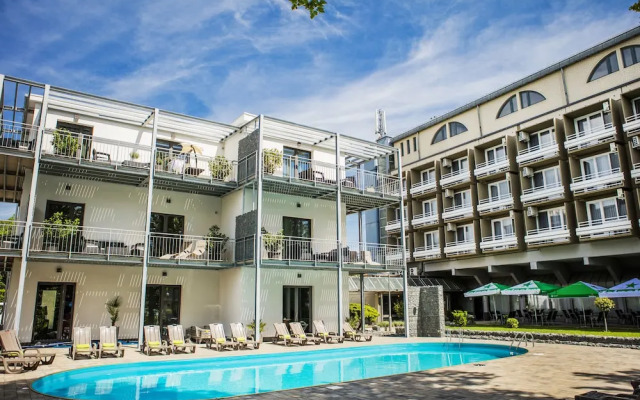 Hotel Csopak Resort & Lake