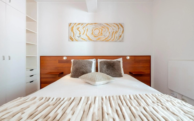 Pereira Place - The Dream