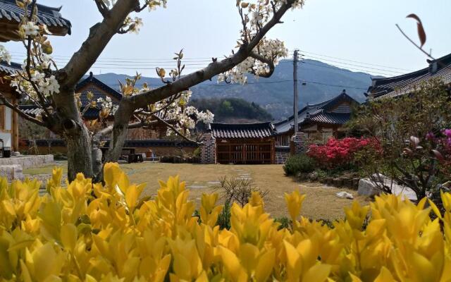 Mirinae Hanok Tradiational House