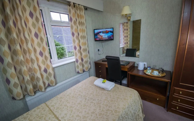 Old Kings Arms Hotel