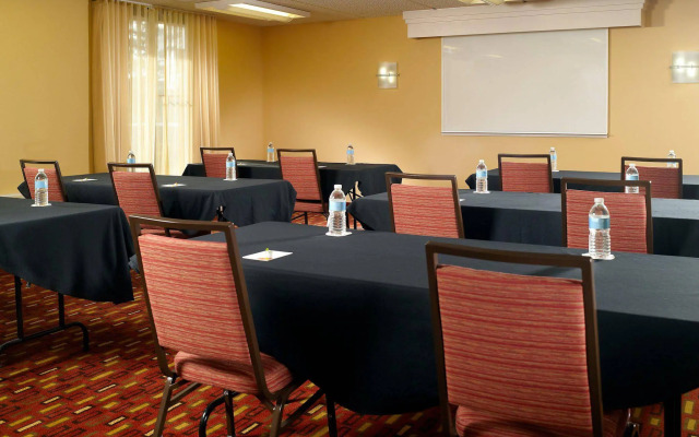 Courtyard By Marriott Augusta