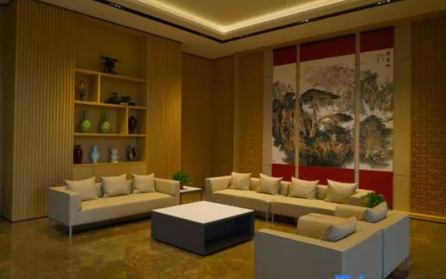 Changxia Longju Hotel