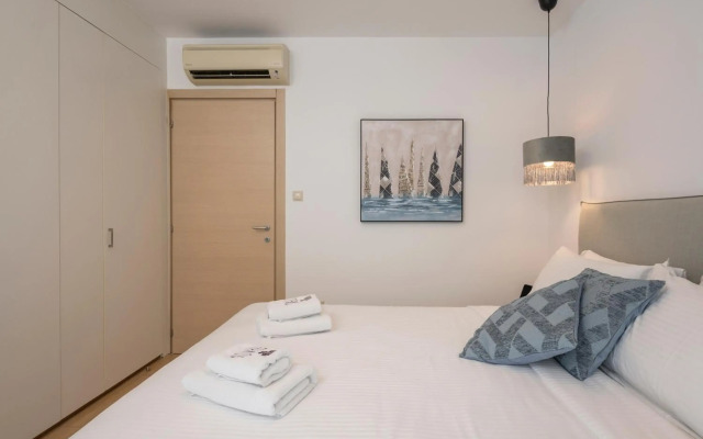 Trianon Luxury Apartments & Suites
