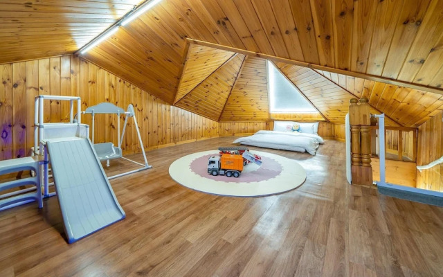 Ganghwa Haimom Family Poolvilla Marine