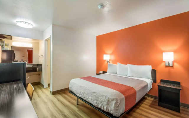 Motel 6 Youngtown, AZ - Phoenix - Sun City
