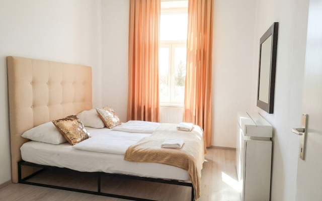 Beautiful 2BR Near Rennweg Belvedere