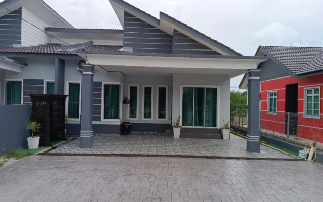 ZR D'Datok Homestay, GongBadak & Private Pool
