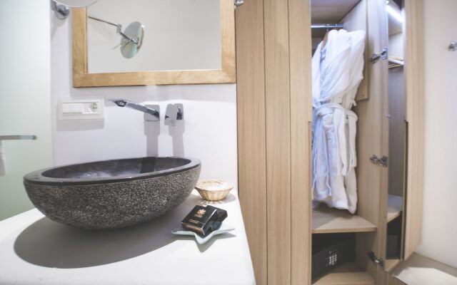 Altera Pars Suites