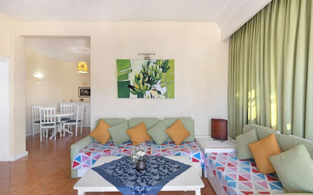 Apartment Hibiscus