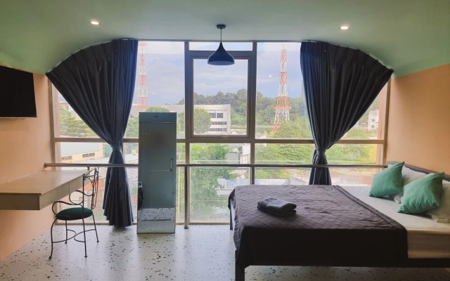 Q apaz Serviced Apartment