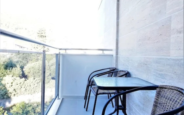 Kala Rooms & Suites