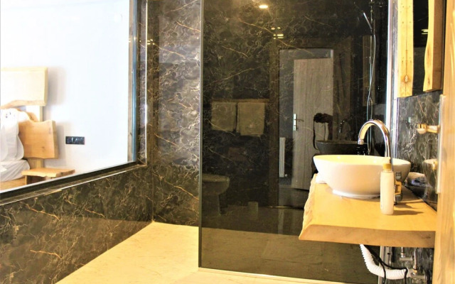 Abant Dere Otel