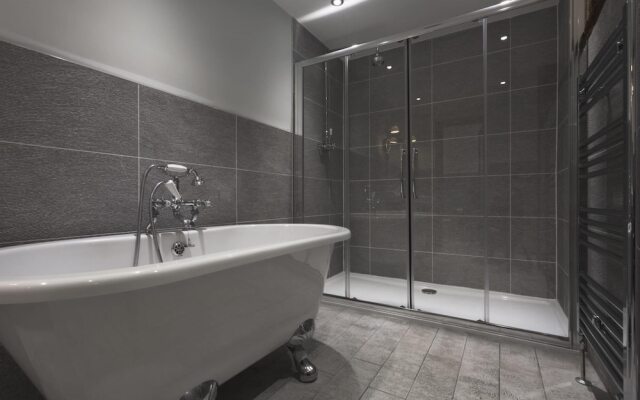 Lyth Valley Country House - 9 Rooms