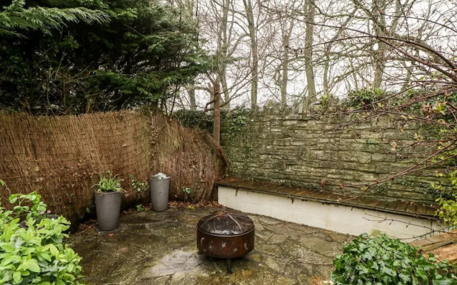 Tree of Life House, Number 27 Bere Lane