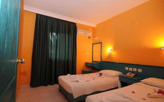 Golden Orange Apart Ii