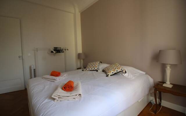 Nice Booking Clemenceau