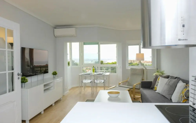 Elegant loft with Cascais's sea view