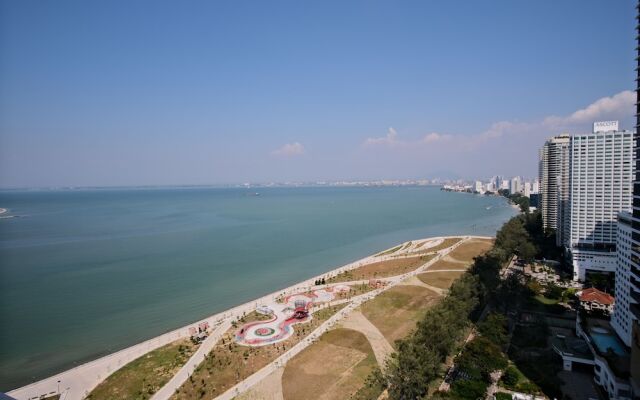 Family Suite Sunrise Gurney Penang