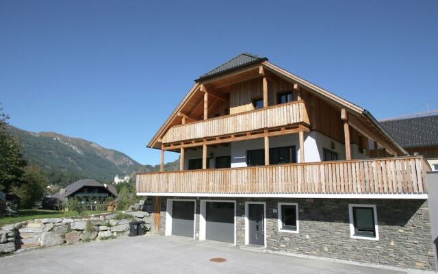 Lavish Chalet in Mauterndorf with Sauna & Hot Tub
