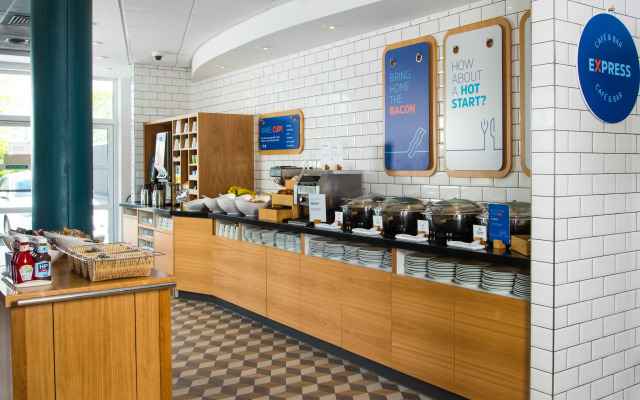 Holiday Inn Express Burton Upon Trent by IHG