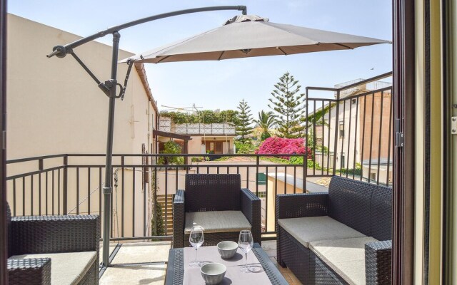 Beautiful Apartment in San Leone With Wifi and 2 Bedrooms