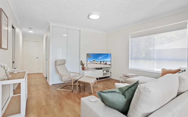 Villa Grande by Burleigh Letting Co