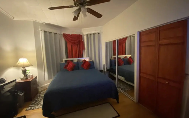 Room-7 Private Room With Jacuzzi, Massag
