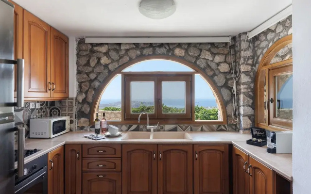 Villa-sleeps 4-hot Tub-sea View-parking