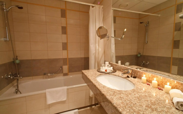 Monika Centrum Hotels