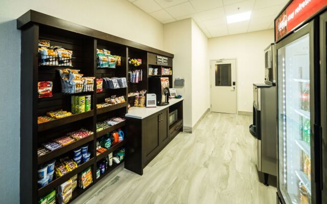 Candlewood Suites West Edmonton - Mall Area by IHG