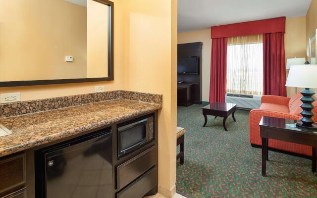 Hampton Inn & Suites Waco-South
