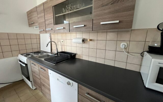 Apartment 77