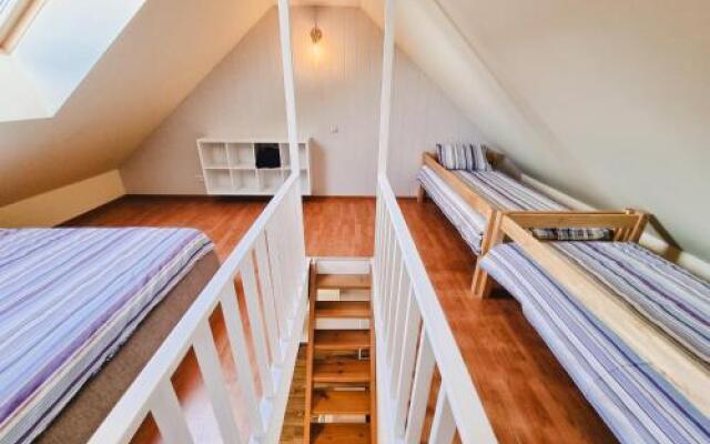 Viesu Nams Kāpsargi