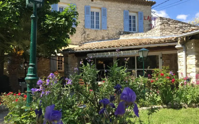 Auberge de Tavel