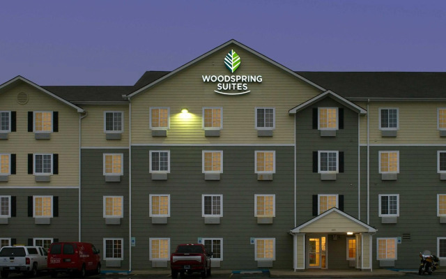 WoodSpring Suites Tulsa