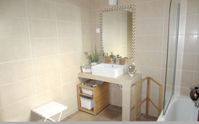 Villa With 4 Bedrooms in Silves, With Wonderful Mountain View, Private