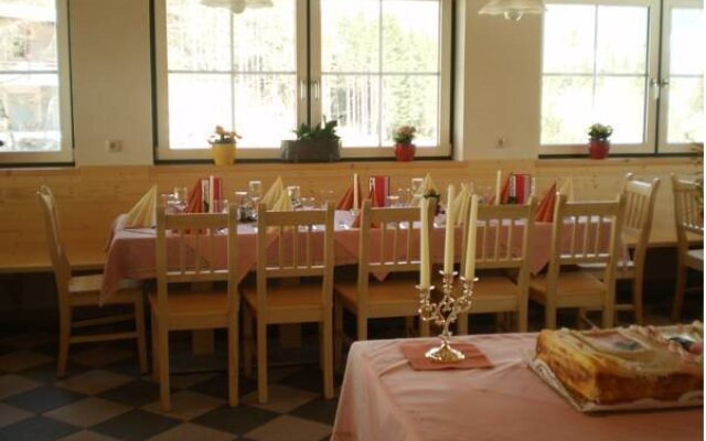 Gasthof-pension Strassreith