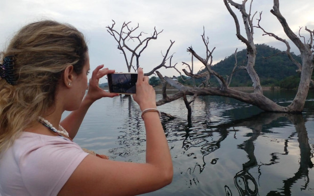 Thomasha Holiday Inn