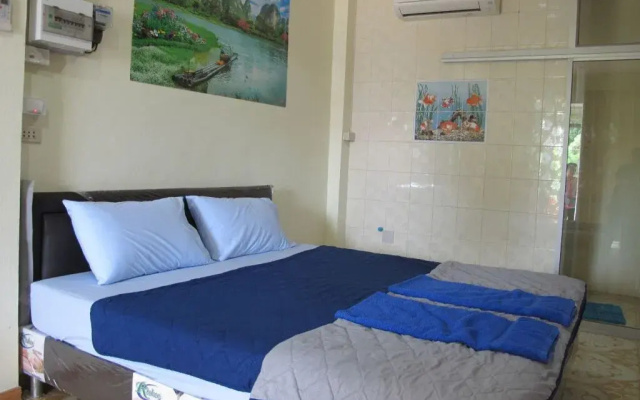 Plaifah Bungalow Koh Sichang