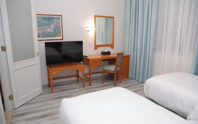 El Sheikh Suites Hotel