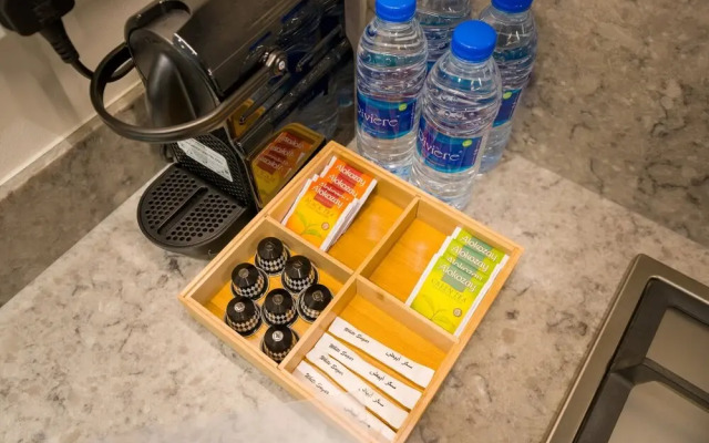 Easygo-luxury Beachfront 1bdr Grand Bleu