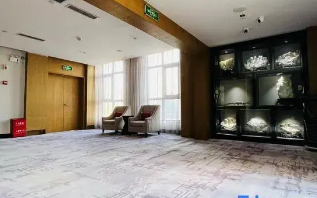 Xiyue Hotel (Zhengzhou east station store)