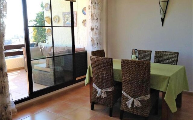 Olivos Holiday Home