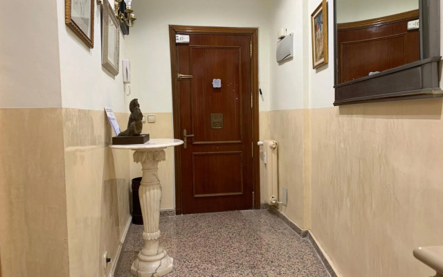 Apartamentos Suites Torr Av América - López de Hoyos