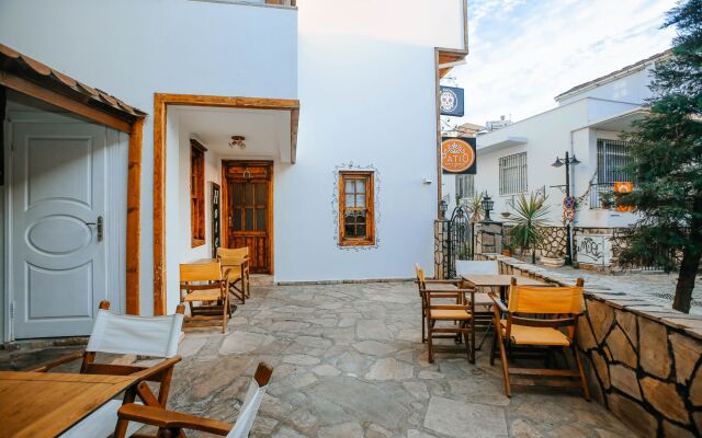 Patio Hotel
