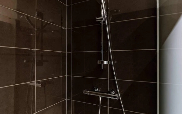 Huswell - Cozy Seaside Apartment With Terrace