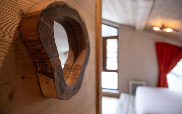 Hotel Base Camp Lodge - Bourg Saint Maurice