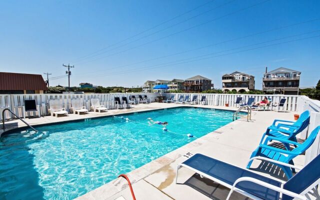 Dolphin Oceanfront Motel
